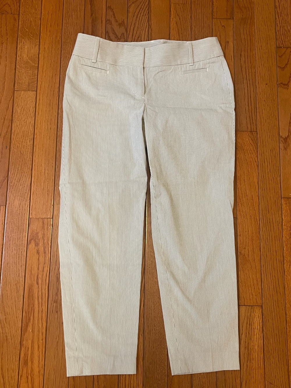 NWT Loft Marissa Cropped Sz 0 Stripe